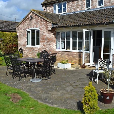 Acer Lodge Bed & Breakfast Mundford Esterno foto
