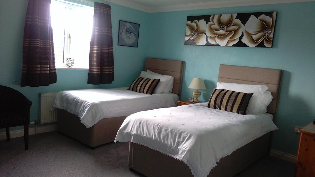 Acer Lodge Bed & Breakfast Mundford Esterno foto
