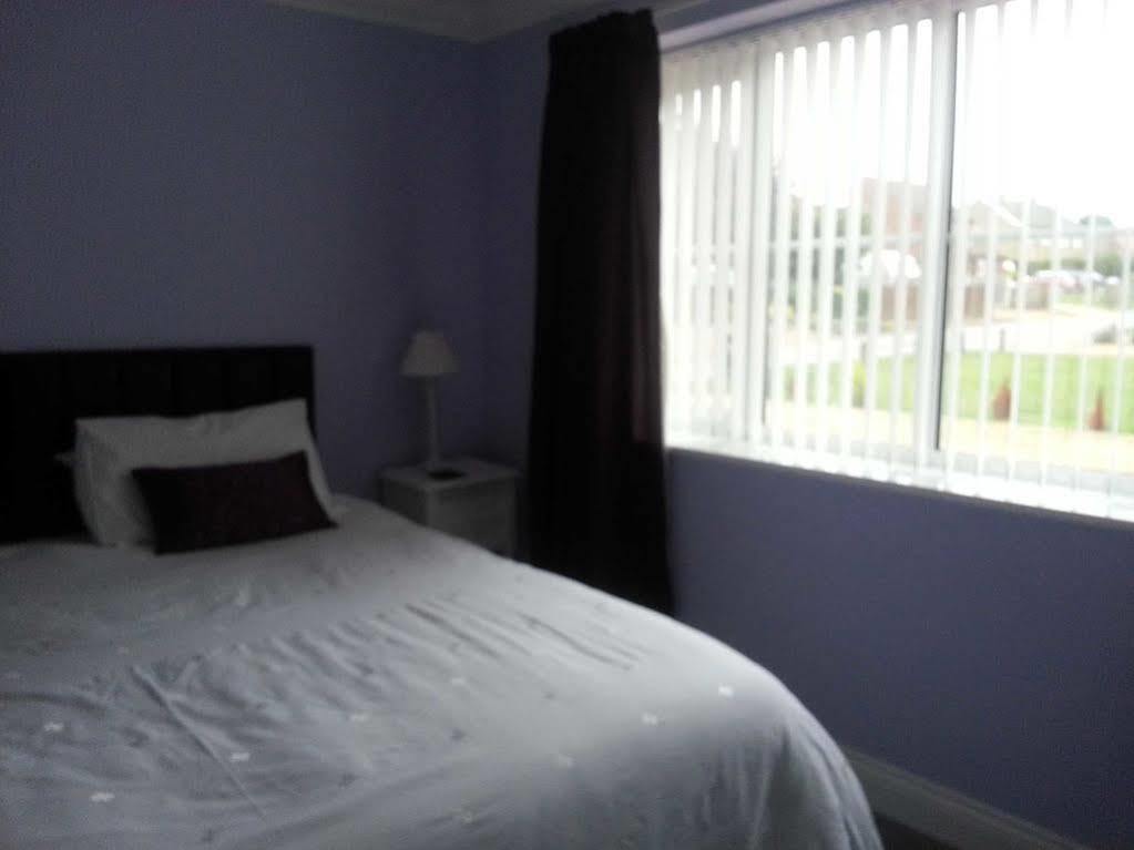 Acer Lodge Bed & Breakfast Mundford Esterno foto