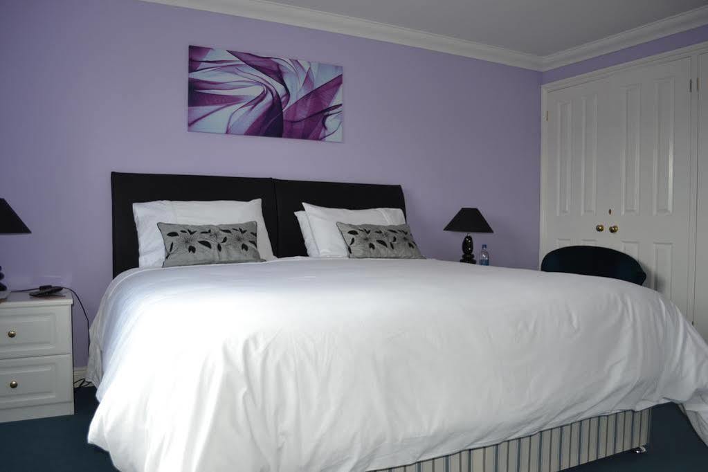 Acer Lodge Bed & Breakfast Mundford Esterno foto